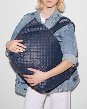 Dawn Large Metro Tote Deluxe