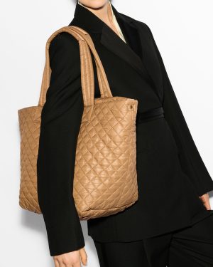 Caramel Medium Metro Tote Deluxe