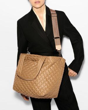Caramel Medium Metro Tote Deluxe