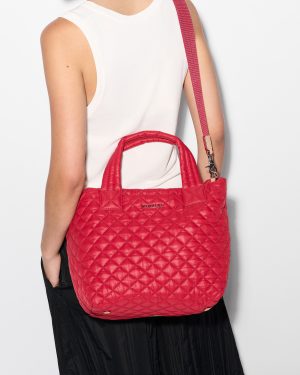 Apple Small Metro Tote Deluxe