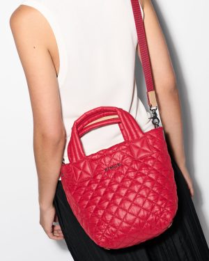 Apple Mini Metro Tote Deluxe