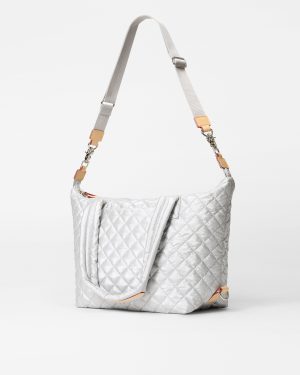 Oyster Metallic Medium Sutton Deluxe