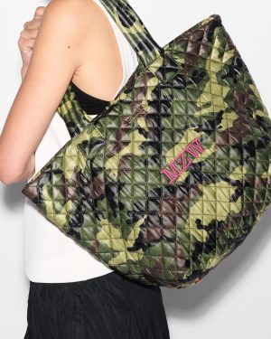 Green Camo Personalized Simple Metro Tote