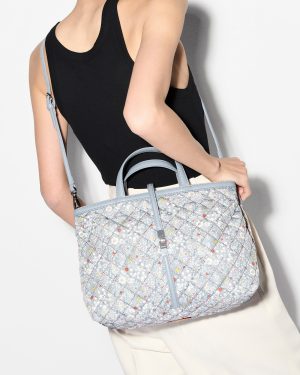 June`s Meadow Medium Astor Top Handle