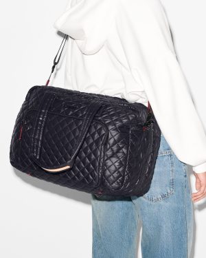 Black Metro Overnight